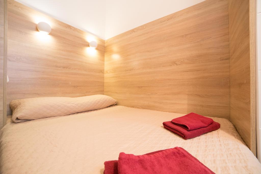 Apartment On Filatova 10/1 إلفيف المظهر الخارجي الصورة