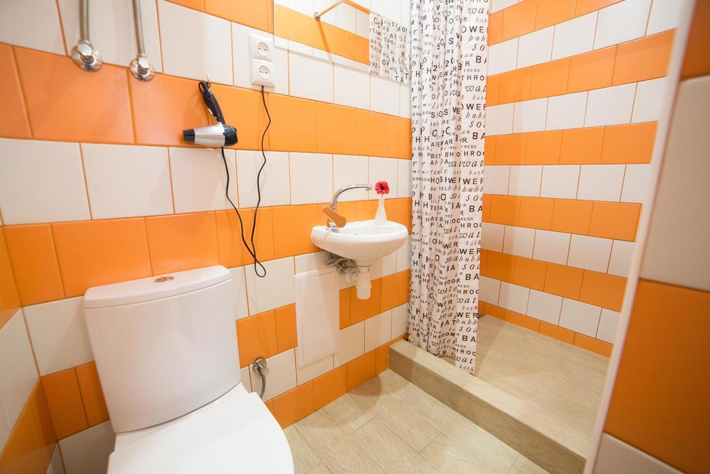 Apartment On Filatova 10/1 إلفيف المظهر الخارجي الصورة